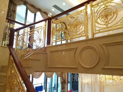 杭州豪华别墅楼梯扶手流行安装铜材