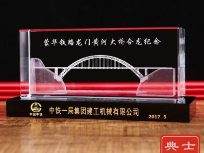 太原金属大桥工艺品图片、桥梁工程