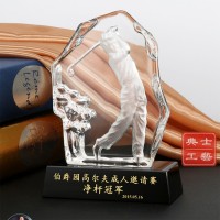 高尔夫成人邀请赛奖牌现货，水晶雕刻人物形象奖牌，上海水晶奖牌