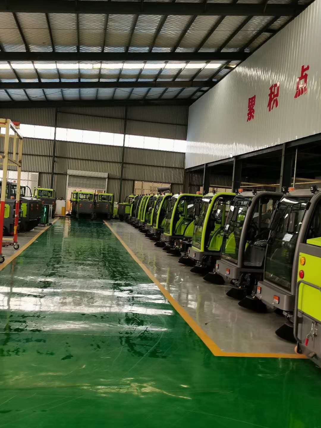 山东省东营市河口区扫地车生产厂家 新款1400型号1.5kw