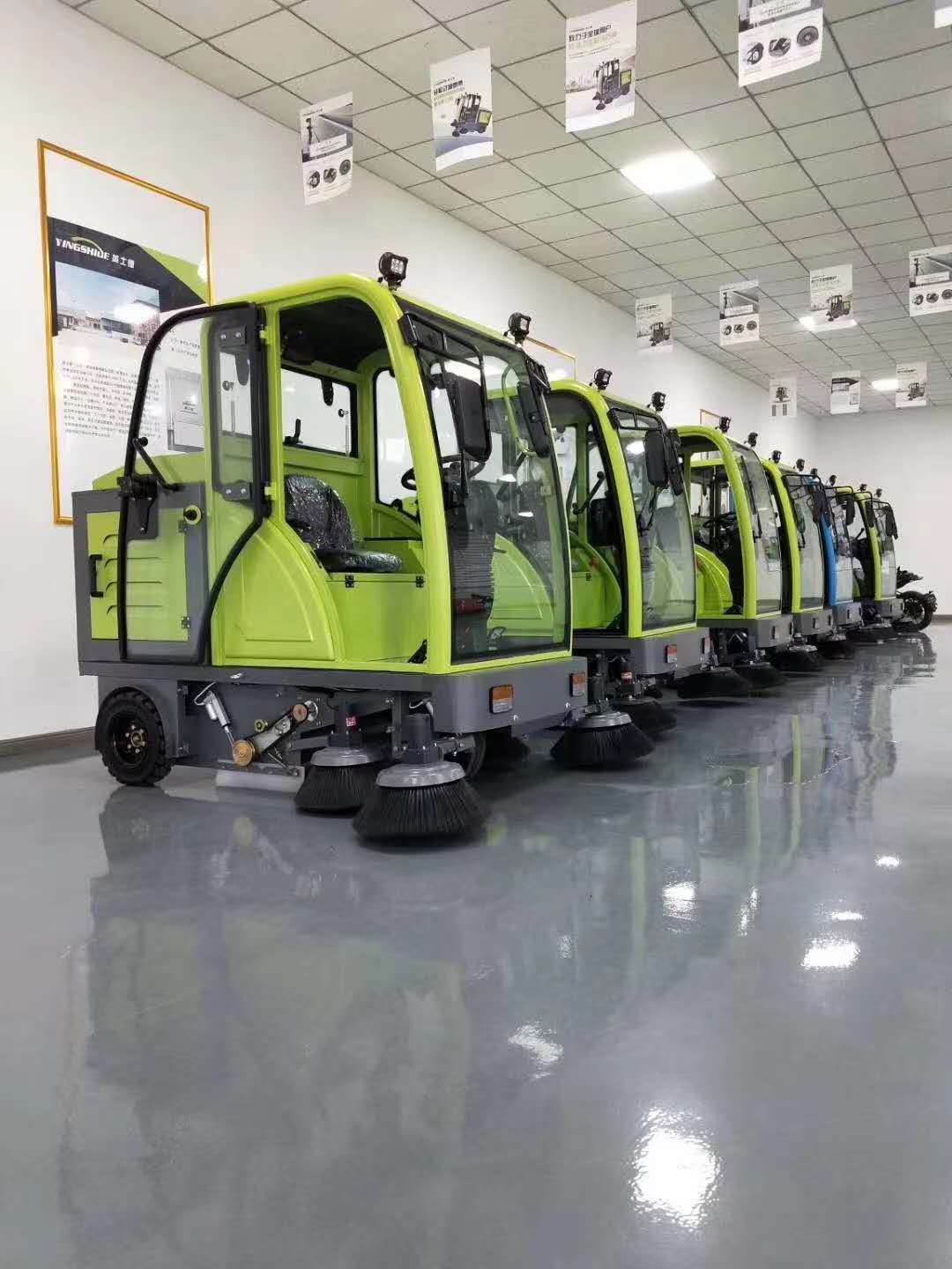 山东省德州市德城区扫地车生产厂家 新款1400型号1.5kw