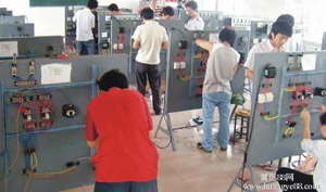 深圳黄贝岭报考一个低压电工证怎么考取龙华有考场吗学校在哪.